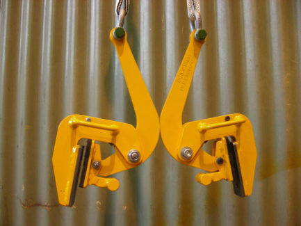 ENSEMBLE DE DEUX PINCES 0T100